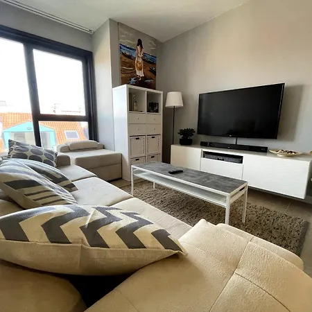 Moderno Y Acogedor Apartamento En * Ares